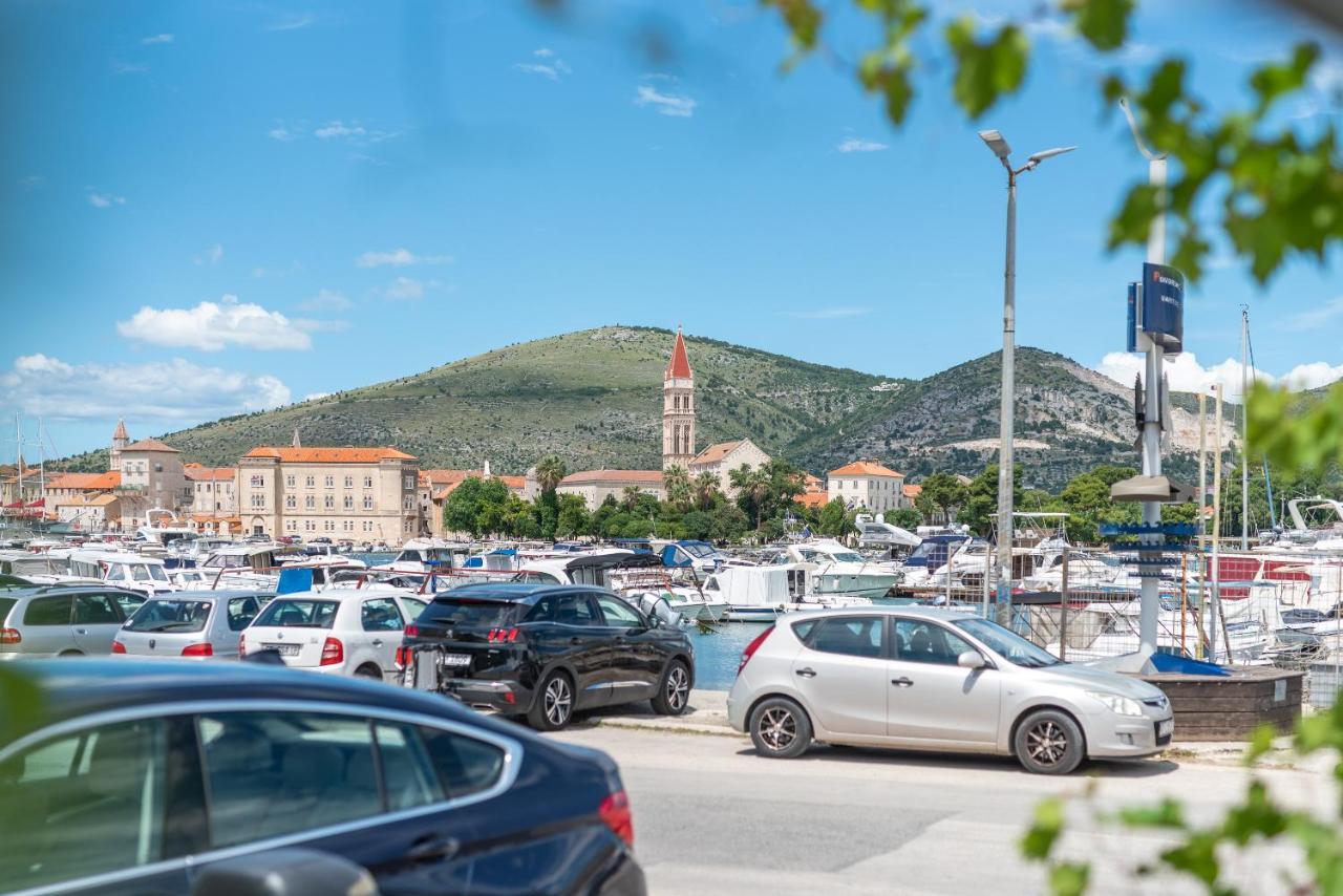 Apartments Bozan Trogir Exterior foto